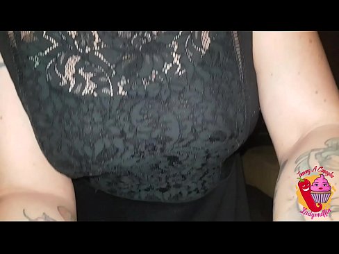 ❤️ Adik tiri slutty memberinya blowjob dan spanyol Pelacur pada kami