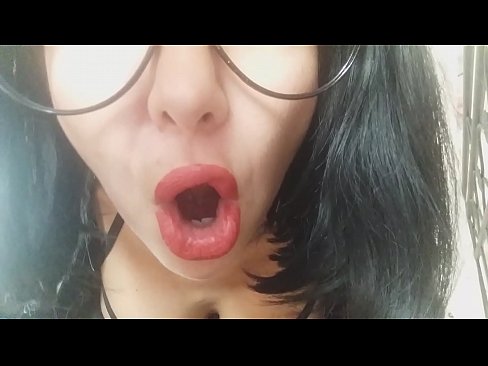 ❤️ Sayang, ibu tirimu tidak mengizinkanmu pergi ke sekolah hari ini... Aku sangat membutuhkanmu... Pelacur pada kami
