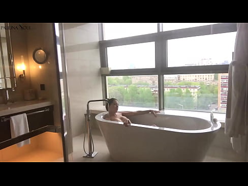 ❤️ Sayang yang luar biasa dengan penuh semangat menyentak vaginanya di kamar mandi Pelacur pada kami