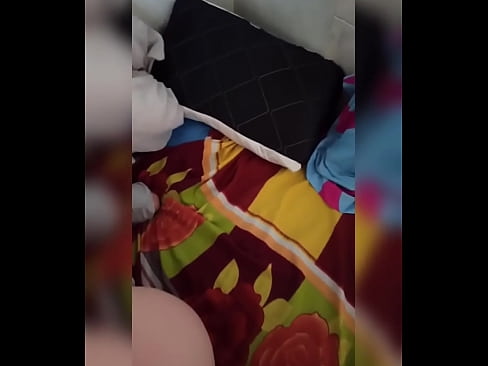 ❤️ Teman sekamar saya tinggal di rumah sendirian karena suaminya pergi berlibur dan saya mengambil kesempatan untuk menidurinya dan mengisi pantatnya dengan susu Pelacur pada kami